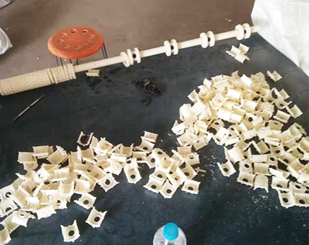 ���a�F��